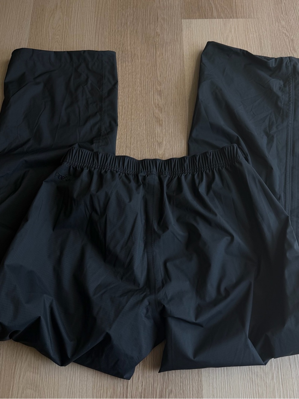 REI Co-op Women’s Hiking Rainier Rain Pants Black 2.5-layer HydroWall Size M - Picture 8 of 9